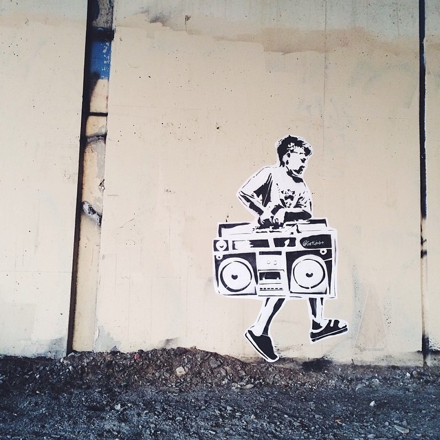 10598474_1445299199084944_887001194_n