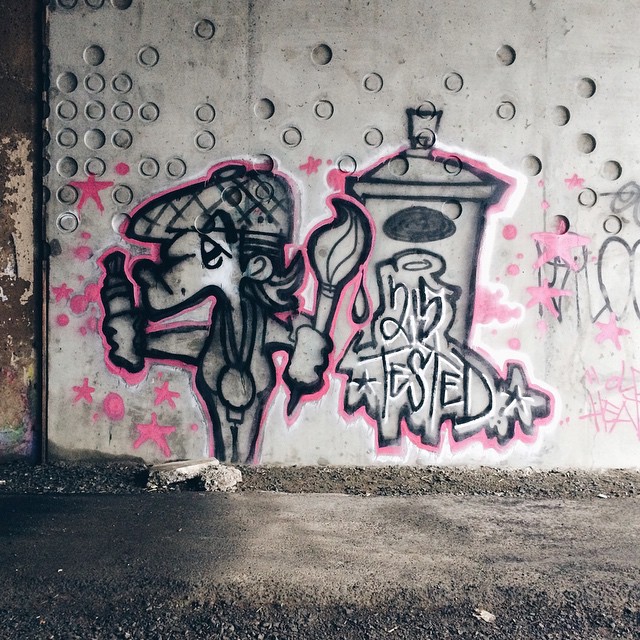 10890850_420080454809296_405023588_n